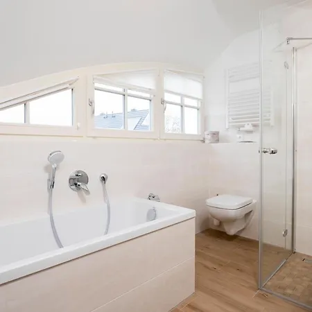 Backbord Tatil Evi Zingst