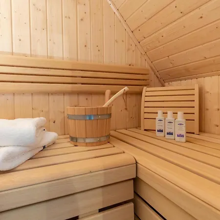 Backbord Holiday home Zingst